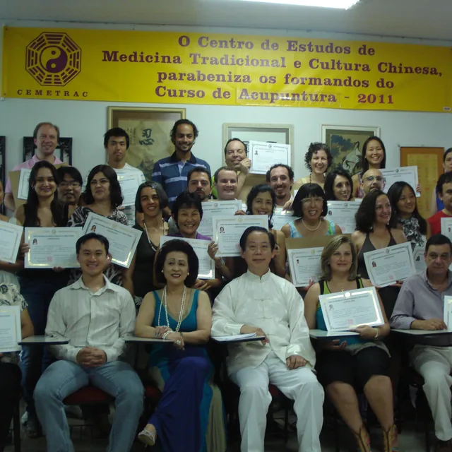 A turma completa, Formatura do curso de Acupuntura do CEMETRAC